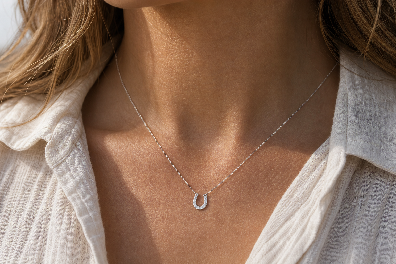 04 hammered horseshoe western f30fe4a0