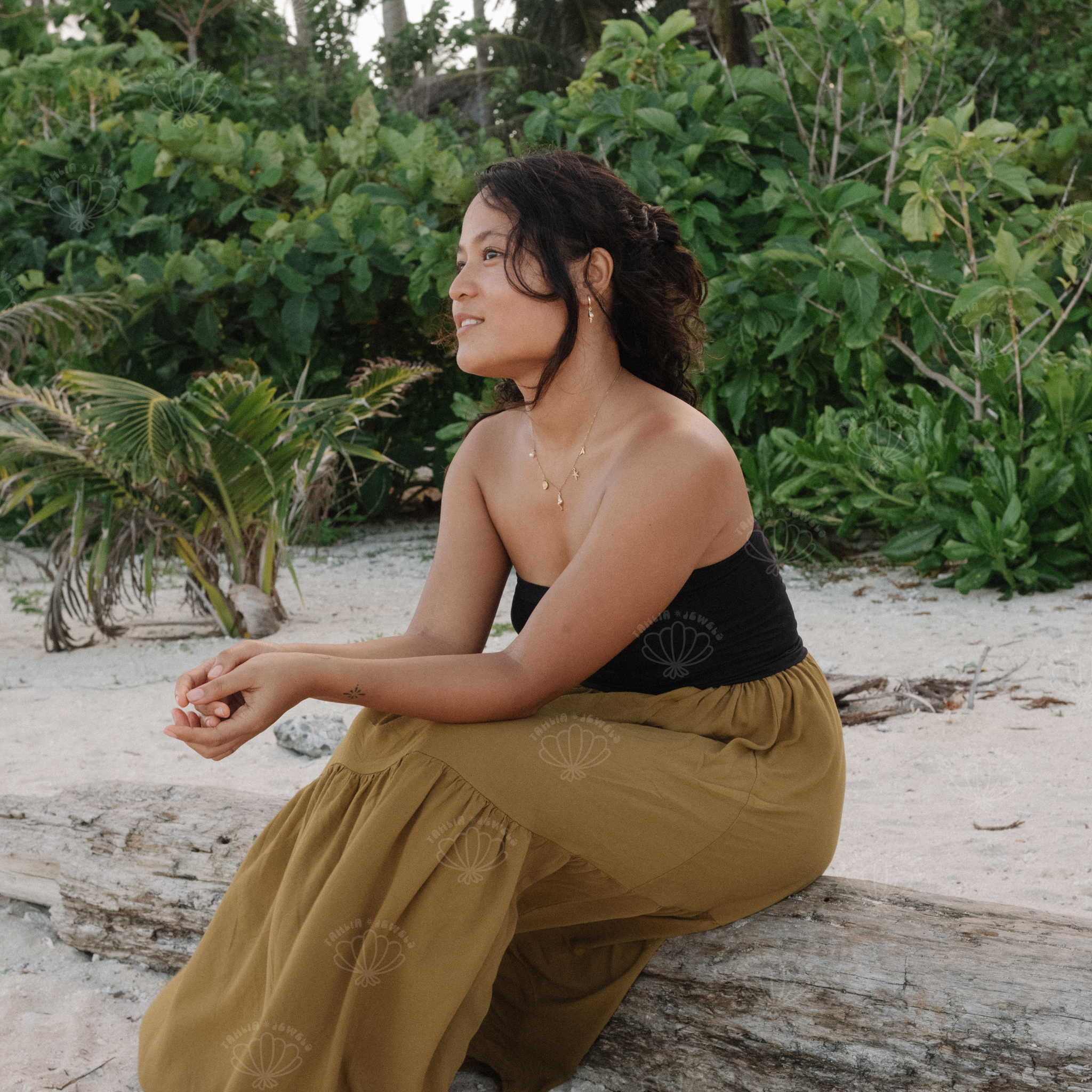 Pearl Lagoon Necklace