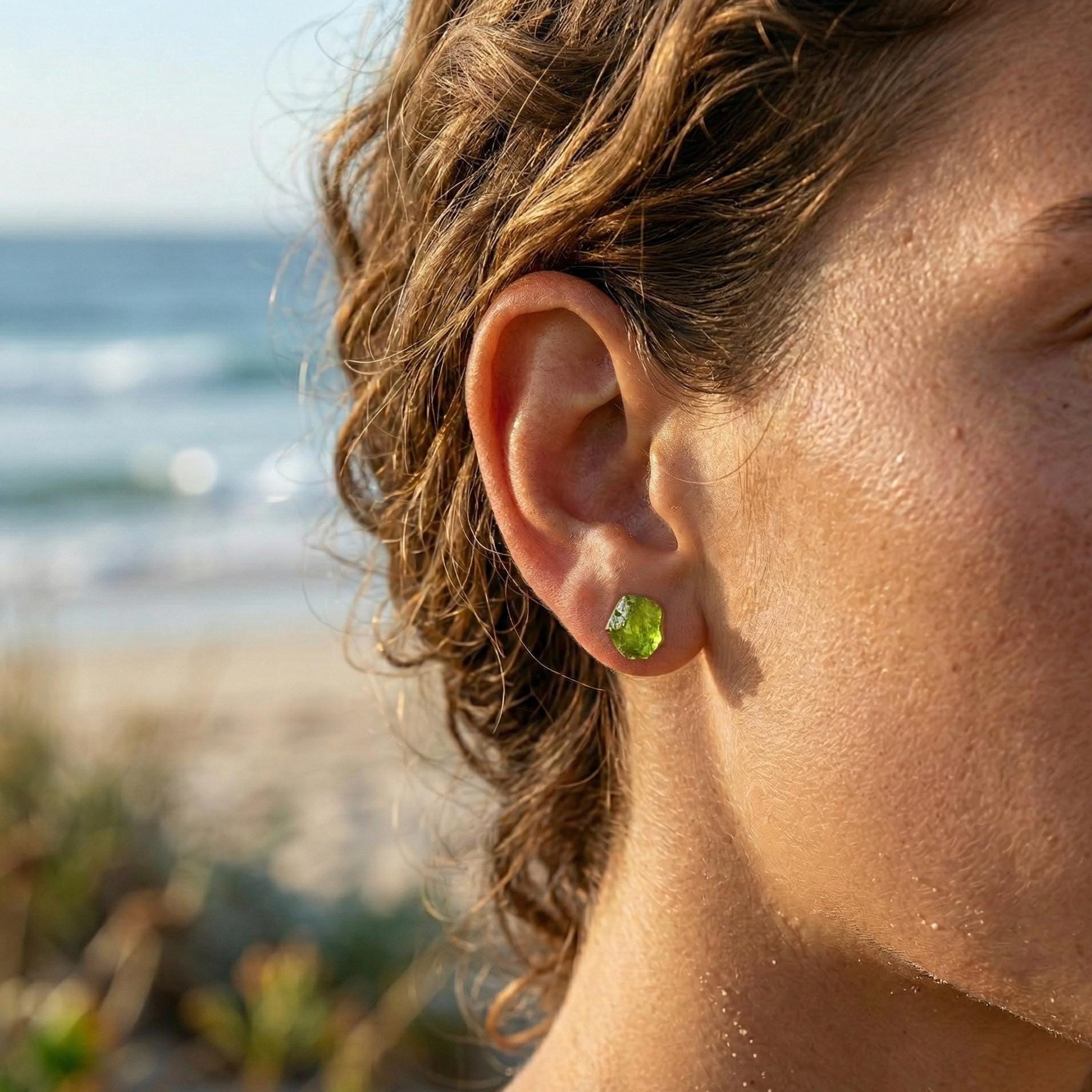 Raw Green Crystal Stud Earrings, Natural Gemstone Earrings, Waterproof 925 Needle, Spiritual Healing Stone Studs, Organic Crystal Jewelry