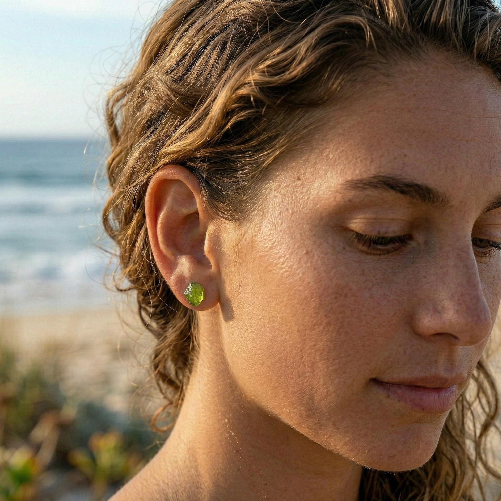 Raw Green Crystal Stud Earrings, Natural Gemstone Earrings, Waterproof 925 Needle, Spiritual Healing Stone Studs, Organic Crystal Jewelry