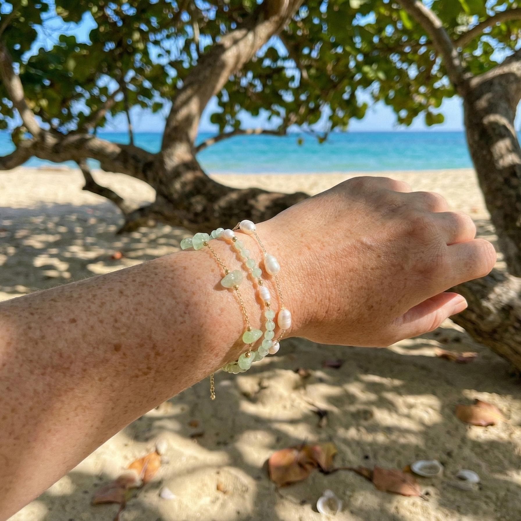 Waterproof Green Jade & Freshwater Pearl Bracelet, Minimal Gold Beaded Bracelet, Dainty Natural Stone Jewelry, Everyday Summer Accessories