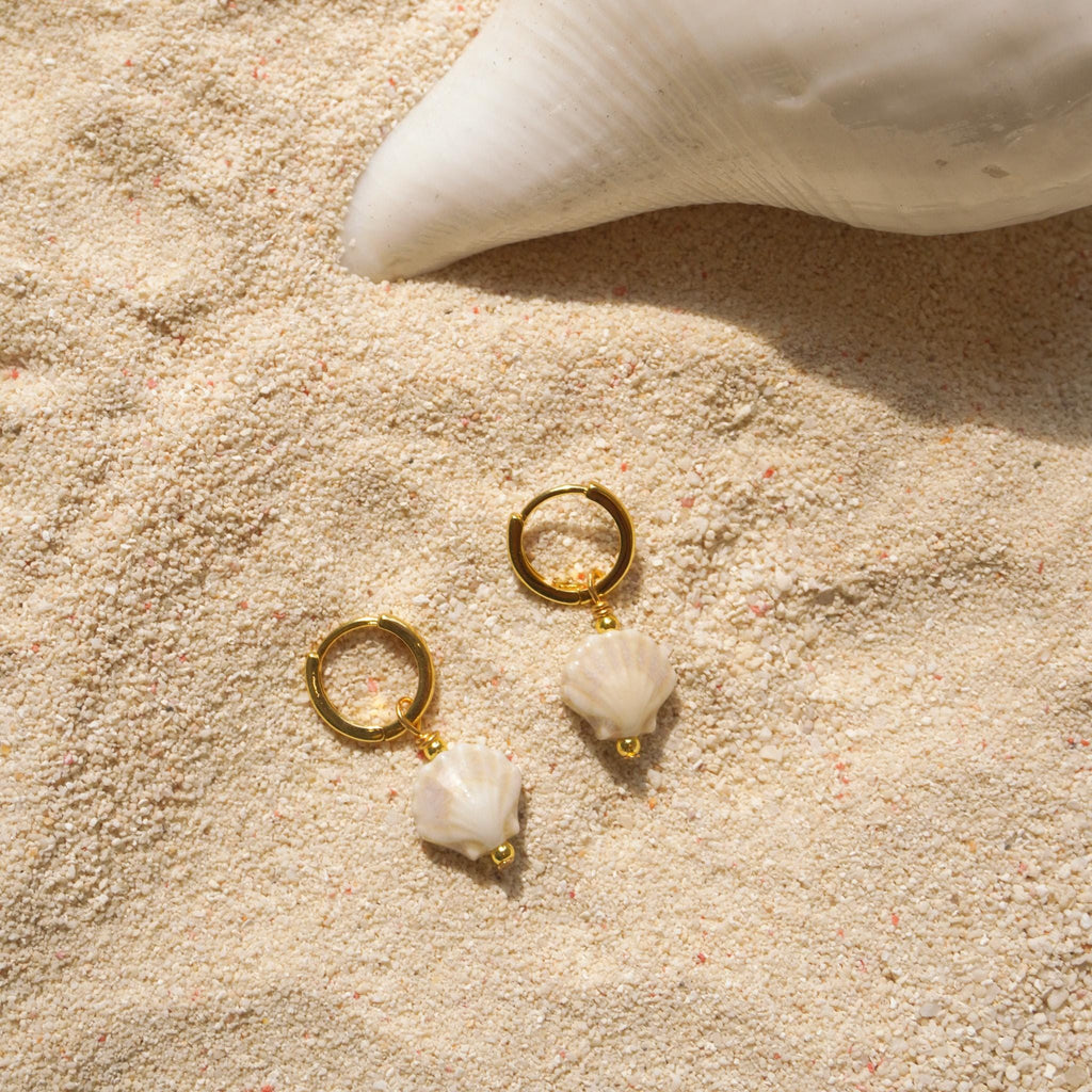 Ceramic Seashell Earrings, color detail