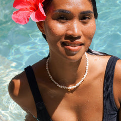 Dainty Shell Necklace - angle and texture detail (4)