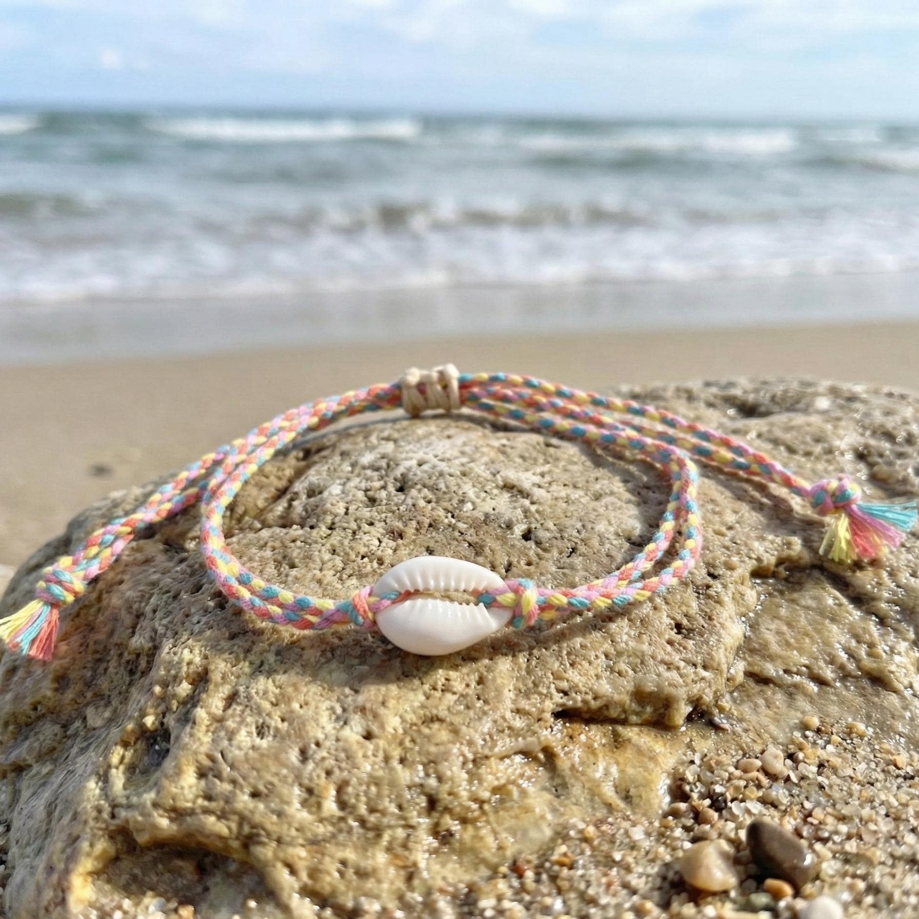Boho Cowrie Shell Bracelet, Colorful Braided Friendship Bracelet, Beach Summer Anklet or Wrist Bracelet, Adjustable Shell Jewelry