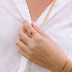 Wave Ring - clasp, chain and finish detail (5)