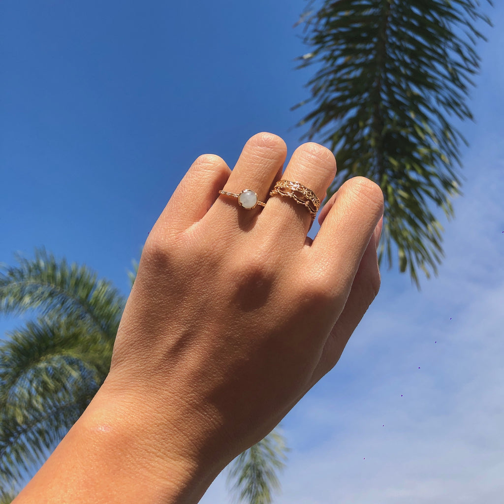 Gold Vermeil Onda Ring - angle and texture detail (4)