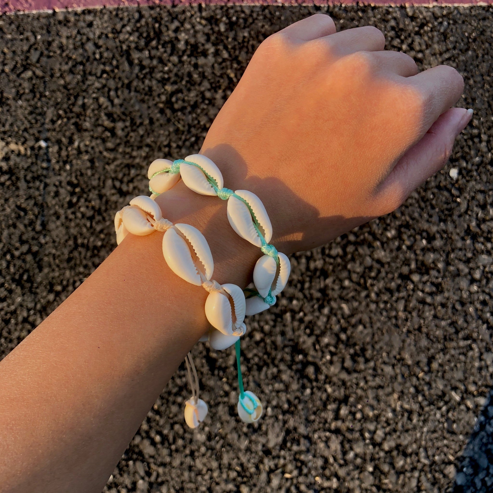Cowrie Shell Bracelet – Sakenshi